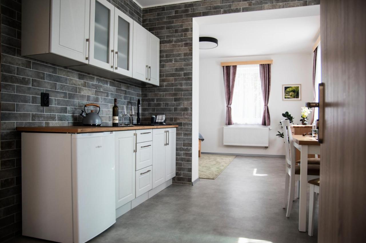 Apartmany Golias คราสนา ลิปา ภายนอก รูปภาพ